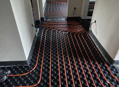 vodní podlahové topení